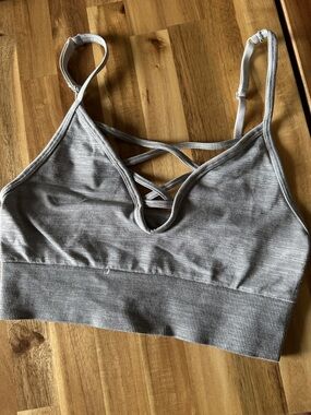 PINK Victoria's Secret Light Gray Strappy Seamless Bralette